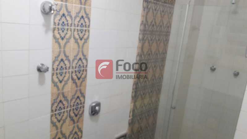 Conheça banheiro social do imóvel - Apartamento à venda Rua Filinto de Almeida, Cosme Velho, Rio de Janeiro - R$ 590.000 - JBAP20607 - 8 banheiro social - 8