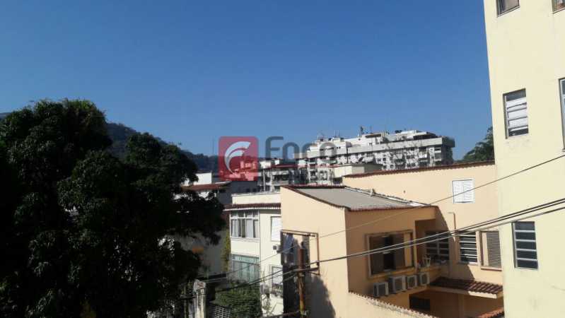 Conheça vista dos quartos do imóvel - Apartamento à venda Rua Filinto de Almeida, Cosme Velho, Rio de Janeiro - R$ 590.000 - JBAP20607 - 26 vista dos quartos - 26