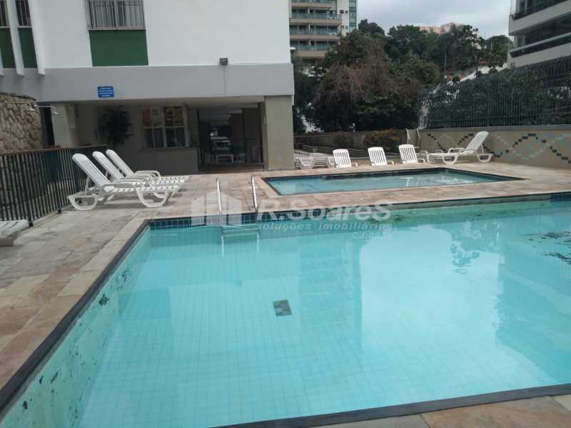 PISCINA - 18