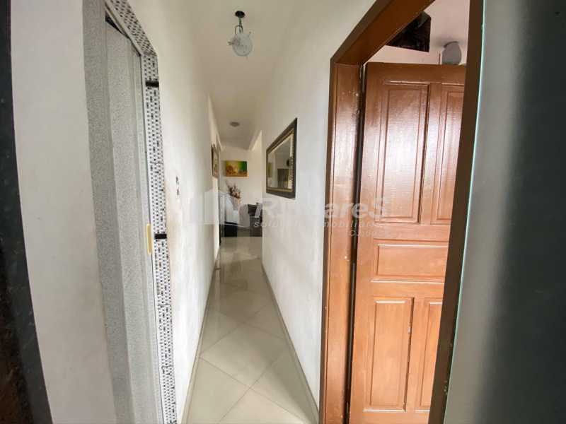 ede8780a-b401-405b-b081-f1a8c0 - 7