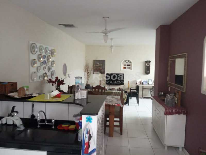 852dc2bb-8aa4-426e-beda-f16294 - 1