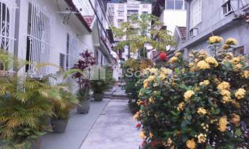 AGENDE SUA VISITA! - CASA DE VILA TRIPLEX , com quatro quartos , sendo duas suítes , na Rua da Cascata - Tijuca. - JCCV40010