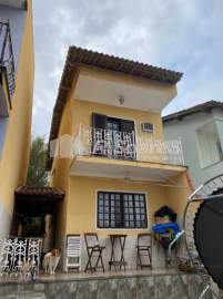 CLIQUE E CONFIRA! - Casa com 2 quartos sendo 01 suíte, garagem, em Vila Valqueire. - VVCA20214