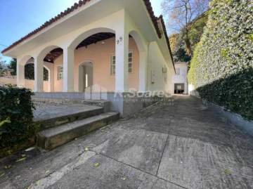 Casa com 3 quartos no Alto da Boa Vista, Rua Ferreira de Almeida - BACA30001