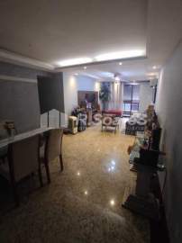 Área nobre - Apartamento com 4 quartos sendo 1 suíte, em Vila Valqueire, Cond. Vale das Orquídeas. - VVAP30306