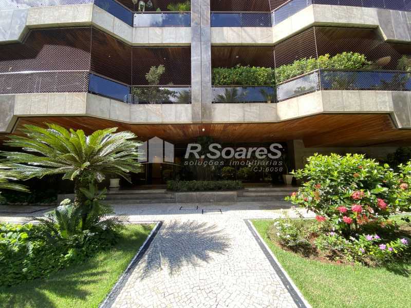 7B11AEE0-B4A8-49B9-BFC7-DA15FA - 3