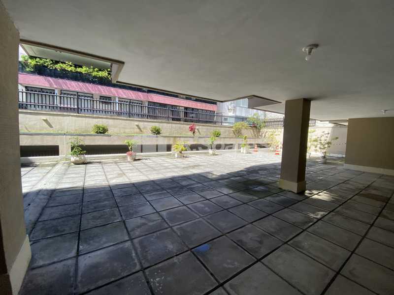 666B8943-D183-4D15-8C2D-49BB3B - 27