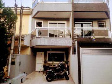 CASA COM SEIS QUARTOS SENDO TRÊS SUÍTES, TAQUARA, ESTRADA DO RIO GRANDE. - VVCN30183