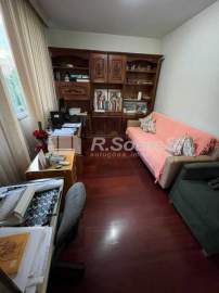 CASA COM TRÊS QUARTOS, SENDO UM, SUÍTE, EM PRAÇA SECA, RUA PEDRO TELES. - VVCA30338