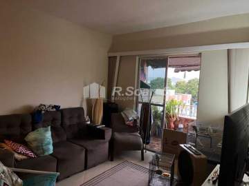 Imperdível - Cobertura com três quartos sendo um, suíte, em Vila Valqueire, rua Mário Barbedo. - VVCO30064