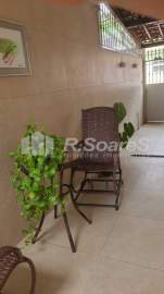 CASA SEMI LUXO COM 03 QUARTOS EM BENTO RIBEIRO, RUA ISMÊNIA - VVCA30269