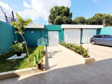 Luxo e Conforto - Casa Linear com três quartos, sendo um suíte, garagem para 02 carros, em Vila Valqueire, Rua das Verbenas. - VVCA30283