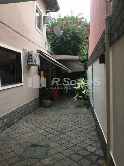 ad03c80f-73ca-4707-9de9-a11804 - 11