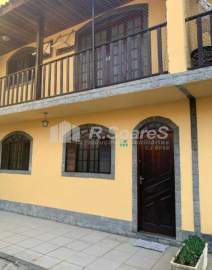 Casa com dois quartos, em Vila Valqueire, rua das Camélias. - VVCN20148