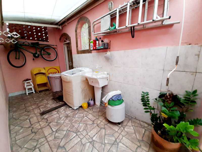 AREA DE SERVIÇO 2 - 24