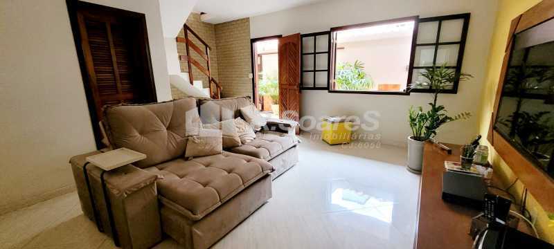 SALA - 2