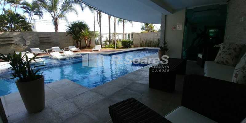 Piscina Condomínio - 22