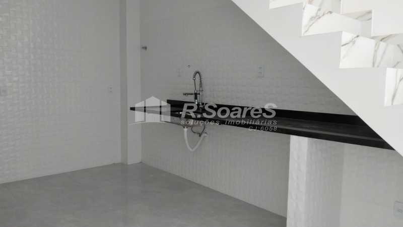 fd214bea-7eb5-40e0- - 6