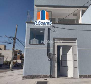 Casa vazia com dois quartos na Avenida Carlos Pontes, em Jardim Sulacap. - VVCN20158