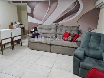 Imperdível - Apartamento vazio, garagem 2 vagas, elevador, Vila Valqueire - Evaristo de Morais. - VVAP30359