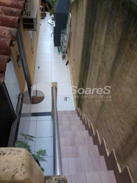 b4f48d37-2801-4d32-8d42-ba127d - 15