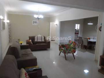 OPORTUNIDADE! - Apartamento à venda com 3 quartos,135 m2 em Copacabana na Rua Barata Ribeiro, com vaga - BRAP30143