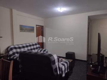 CLIQUE E CONFIRA! - Apartamento com 02 quartos, garagem, em Marechal Hermes, rua Saravatá - VVAP21294