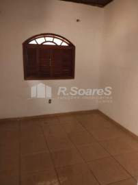 Casa desocupada, com 01 quarto, em Bento Ribeiro, est. Henrique de Melo. - VVCA10037