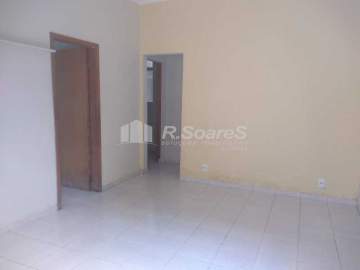 AGENDE SUA VISITA! - Apartamento com 3 quartos, vazio, térreo, na Rua Maria José, em Madureira. - VVAP30372