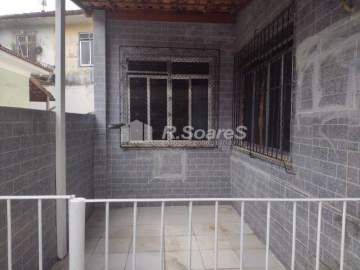 Apartamento térreo com 3 quartos, junto a Praça Saiqui - VVAP30373