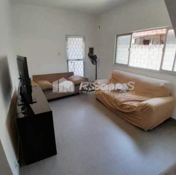 AGENDE SUA VISITA! - Casa Duplex em condomínio com 03 quartos, 03 vagas de garagem, em Vila Valqueire, Rua Namur. - VVCN30222