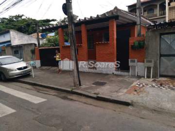 Casas com 02 e 03 quartos, suíte, em Bangu, rua Mongólia. - VVCA20378