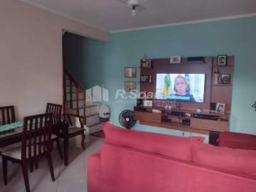 Ótima localização - Casa Duplex com 02 quartos, em Vila Valqueire, rua Monclaro Mena Barreto - VVCN20172 Ótima localização - Casa Duplex com 02 quartos, em Vila Valqueire, rua Monclaro Mena Barreto - VVCN20172