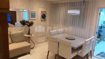 LINDO APARTAMENTO! - Apartamento semi mobiliado com 02 quartos mais dependências, em Vila Valqueire, Rua Guaranésia. - VVAP21350
