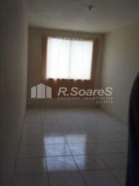 Apartamento térreo com 01 quarto, em Praça Seca, rua Dr. Bernardino. - VVAP10157