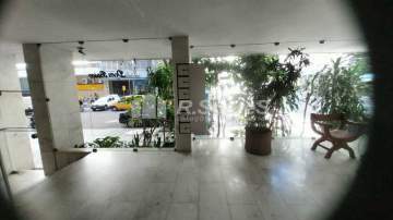 OPORTUNIDADE! - Apartamento à venda com dois quartos e dependência, em Copacabana Posto 4/5 - BRAP20229