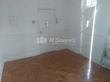 Apartamento vazio 80 m2, com 02 quartos, em Piedade, Rua Ferreira de Sampaio. - VVAP21436