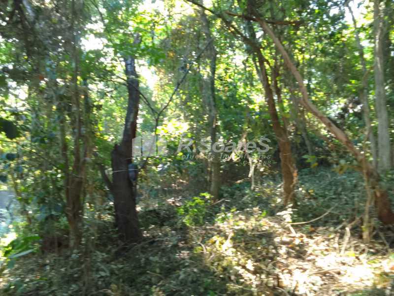 Conheça 1000039474 do imóvel - Terreno com 7 mil m², em Vila Valqueire, rua Moacir Santos lima. - VVTR00013 - 16 1000039474 - 16