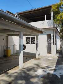 AGENDE SUA VISITA! - Casa vazia com 02 quartos, garagem em Quintino. - VVCA20406