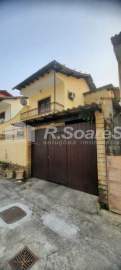 OPORTUNIDADE! - Casa em condomínio com 02 quartos, em Vila Valqueire. - VVCA20410