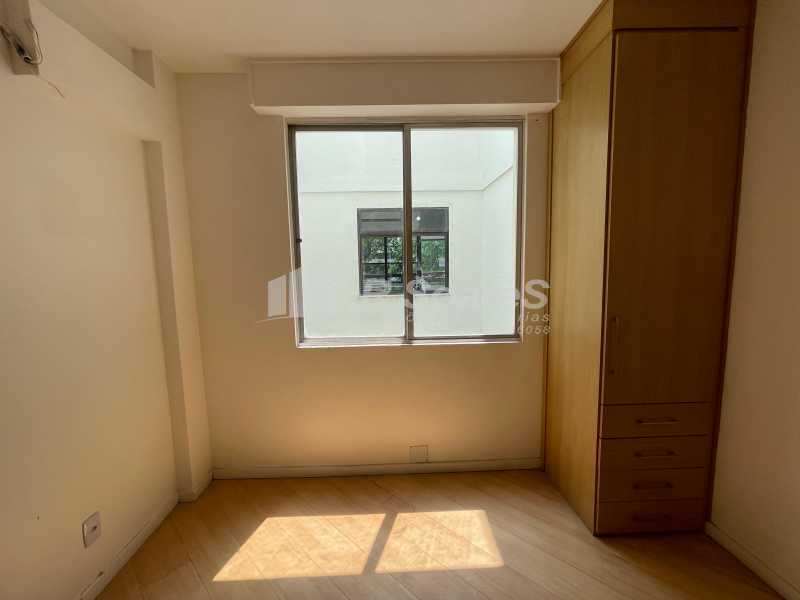 Suite 1 - 15
