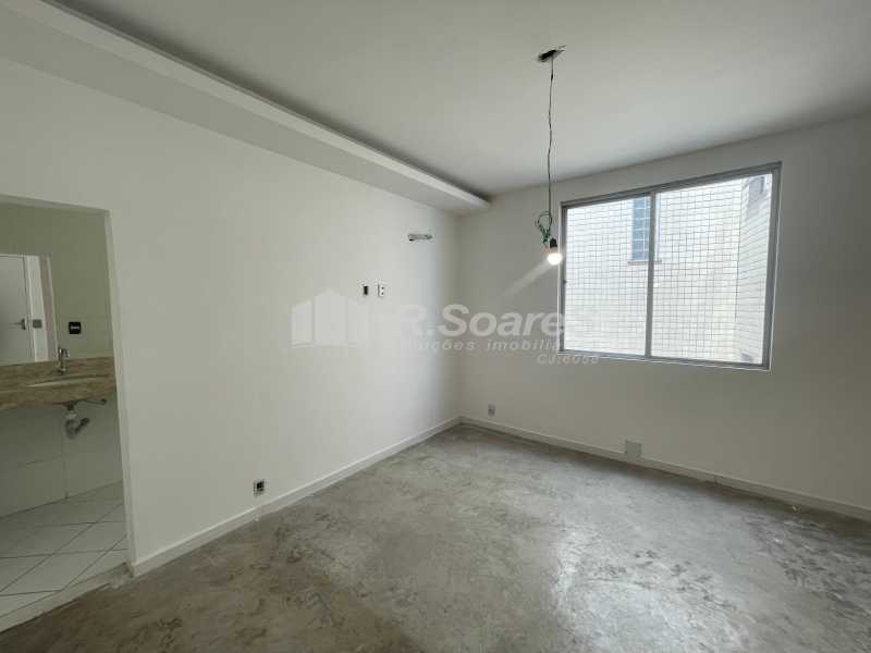 Suite 2  - 18