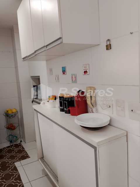 ad570a35-523e-41be-bdaf-933df9 - 14