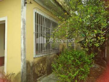 AGENDE SUA VISITA! - Casa com 03 quartos, 1 suíte, rua Olimpio de Azevedo, Campinho - VVCA30356