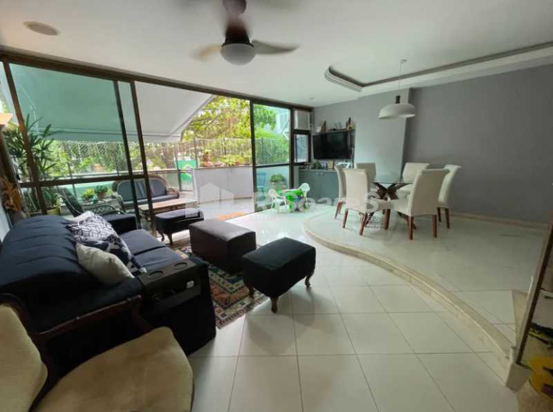 Sala - 8