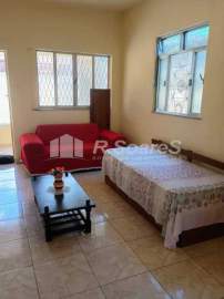 AGENDE SUA VISITA! - Casa vazia aceitando financiamento com 2 quartos, quintal, em Bento Ribeiro, Rua Boiaca. - VVCA20424