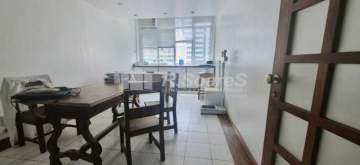 OPORTUNIDADE! - Apartamento conjugado amplo, reformado, à venda em Copacabna Posto 4 - BRKI10032