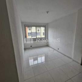 CLIQUE E CONFIRA! - Apartamento com 2 quartos em Realengo-Estrada São Pedro de Alcântara - VVAP21501