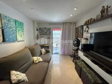 LINDO APARTAMENTO! - Lindo apartamento, dois quartos sendo um suíte com vaga em escritura no Flamengo! - BRAP20310