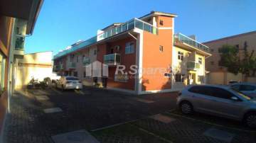 CLIQUE E CONFIRA! - Casa desocupada em condomínio com três quartos na rua Manuel Vieira- Tanque - VVCN30251